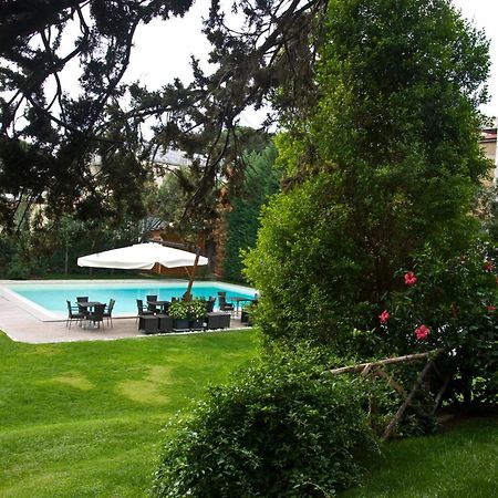 Villa Maria Cristina Caserta Bagian luar foto